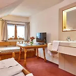 Gaestehaus Sonnenheim Konukevi 3*