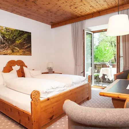 Gastehaus Sonnenheim 게스트하우스 3*