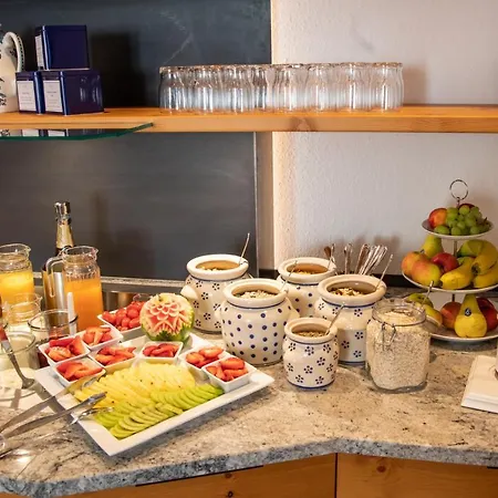 Gaestehaus Sonnenheim Guest house Mittenwald