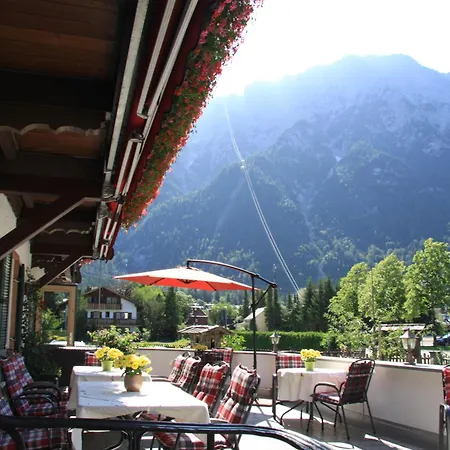 Gaestehaus Sonnenheim 3* Mittenwald